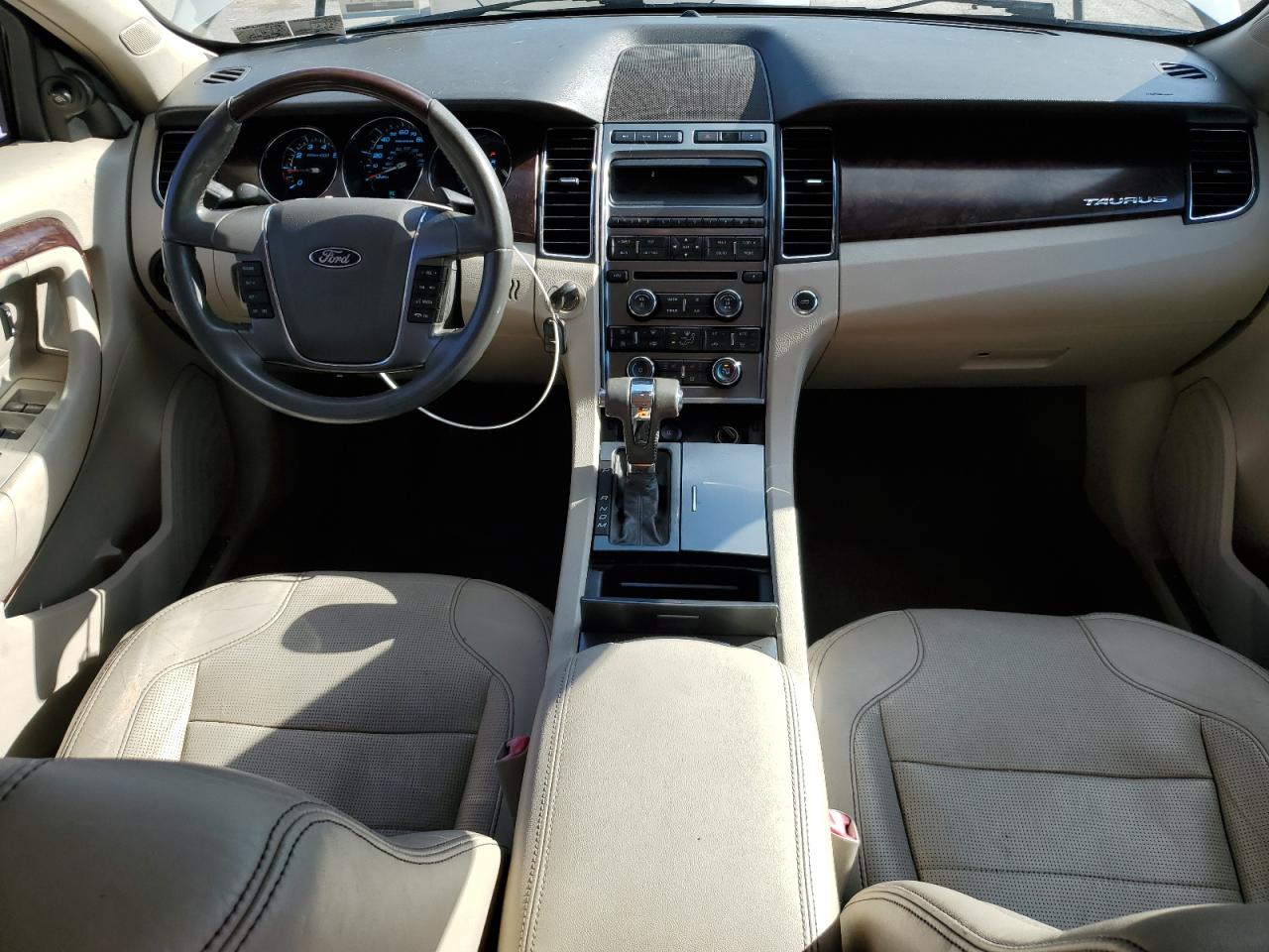 2010 Ford Taurus Limited VIN: 1FAHP2JW2AG113704 Lot: 80456465