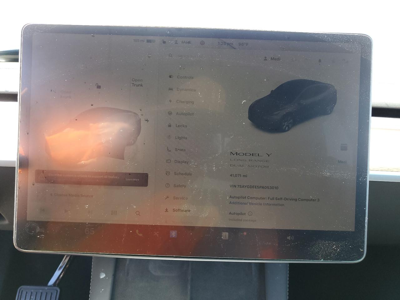 2023 Tesla Model Y VIN: 7SAYGDEE5PA053010 Lot: 70861565