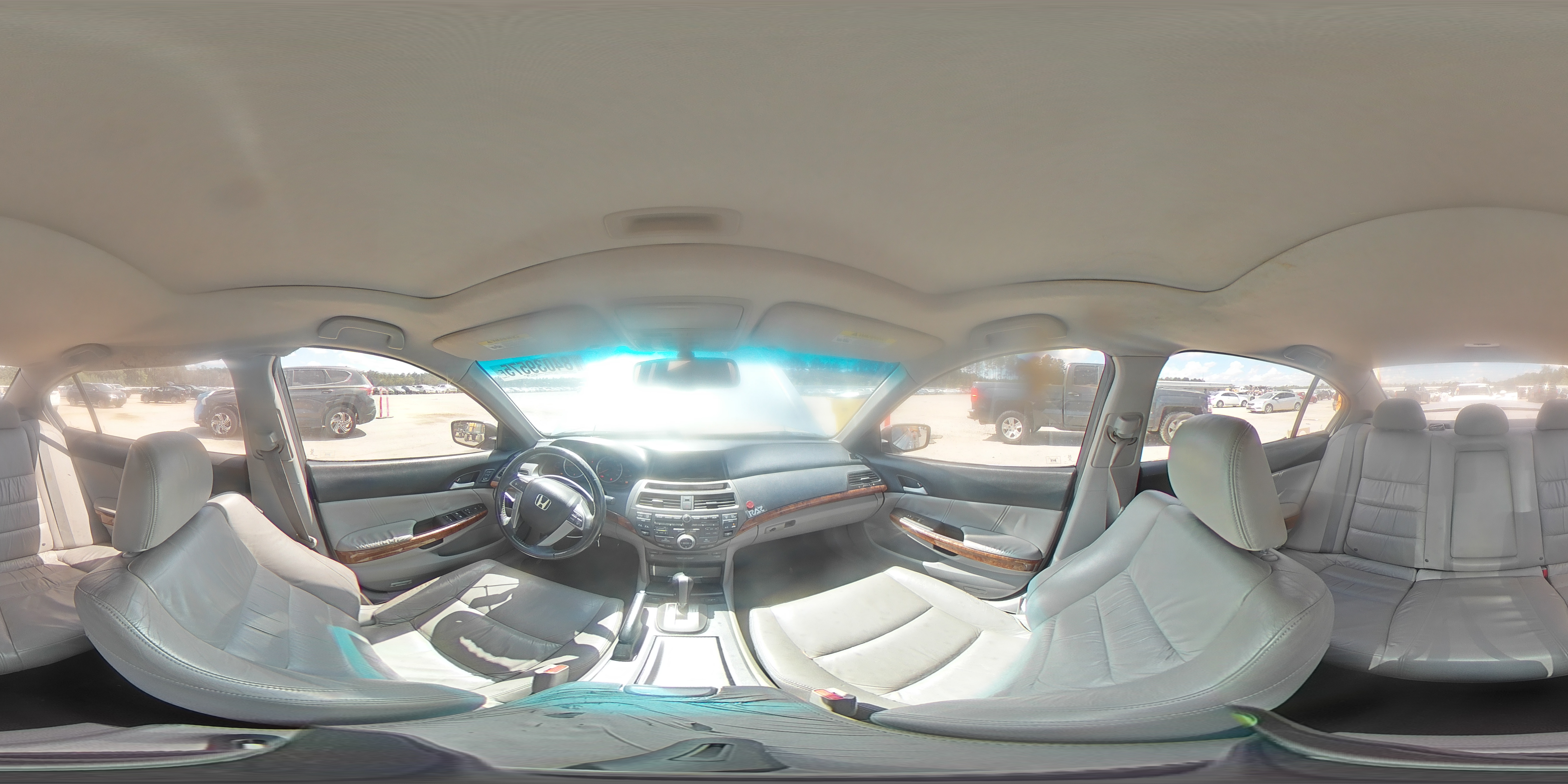 2012 Honda Accord Exl VIN: 1HGCP3F88CA033643 Lot: 84039575