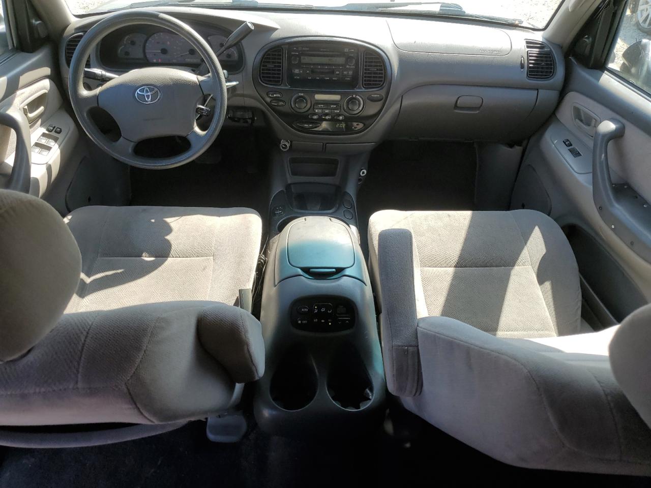 2004 Toyota Sequoia Sr5 VIN: 5TDZT34A14S237327 Lot: 84789955