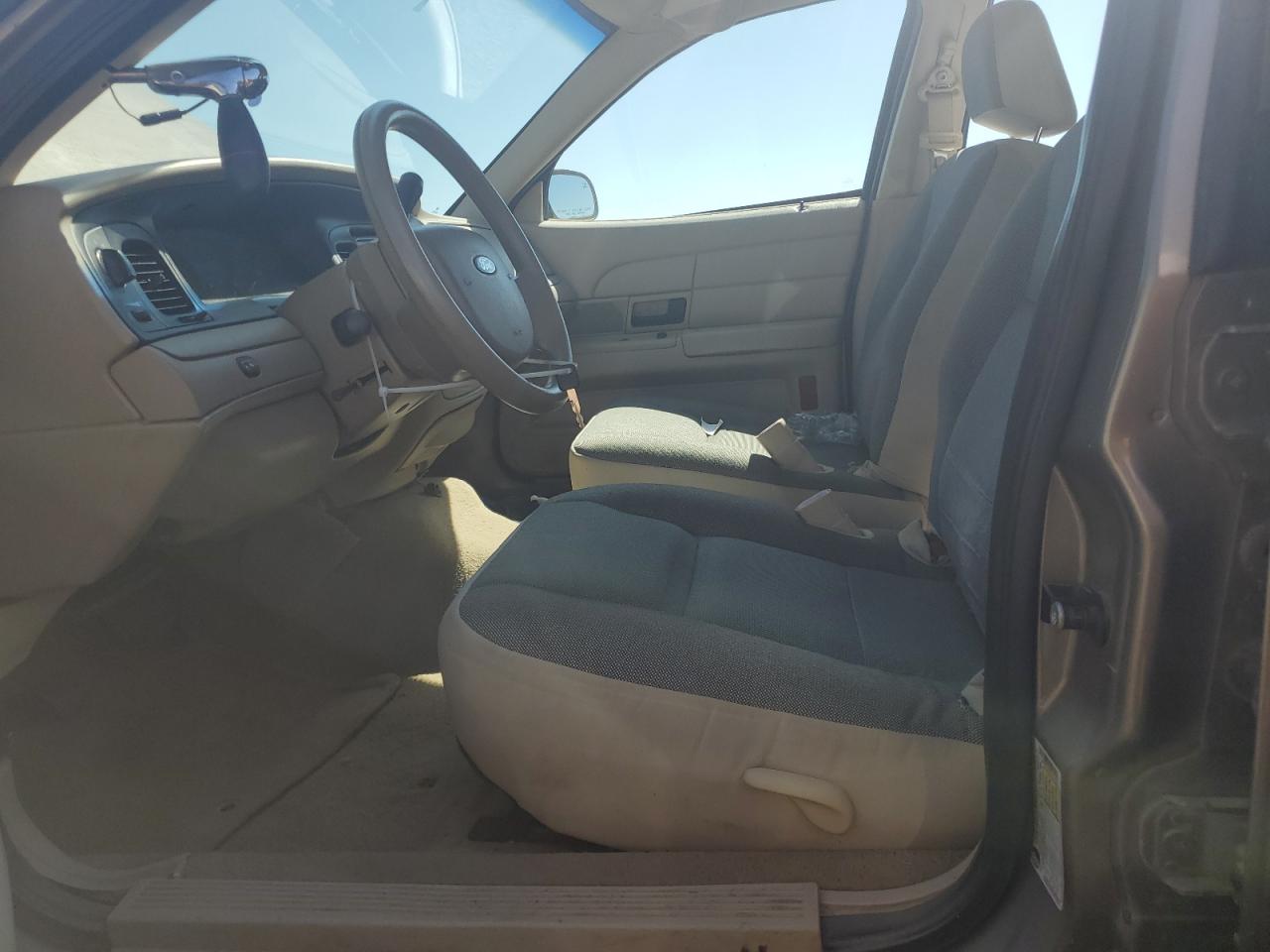 2009 Ford Crown Victoria Police Interceptor VIN: 2FAHP71V99X103195 Lot: 69382605