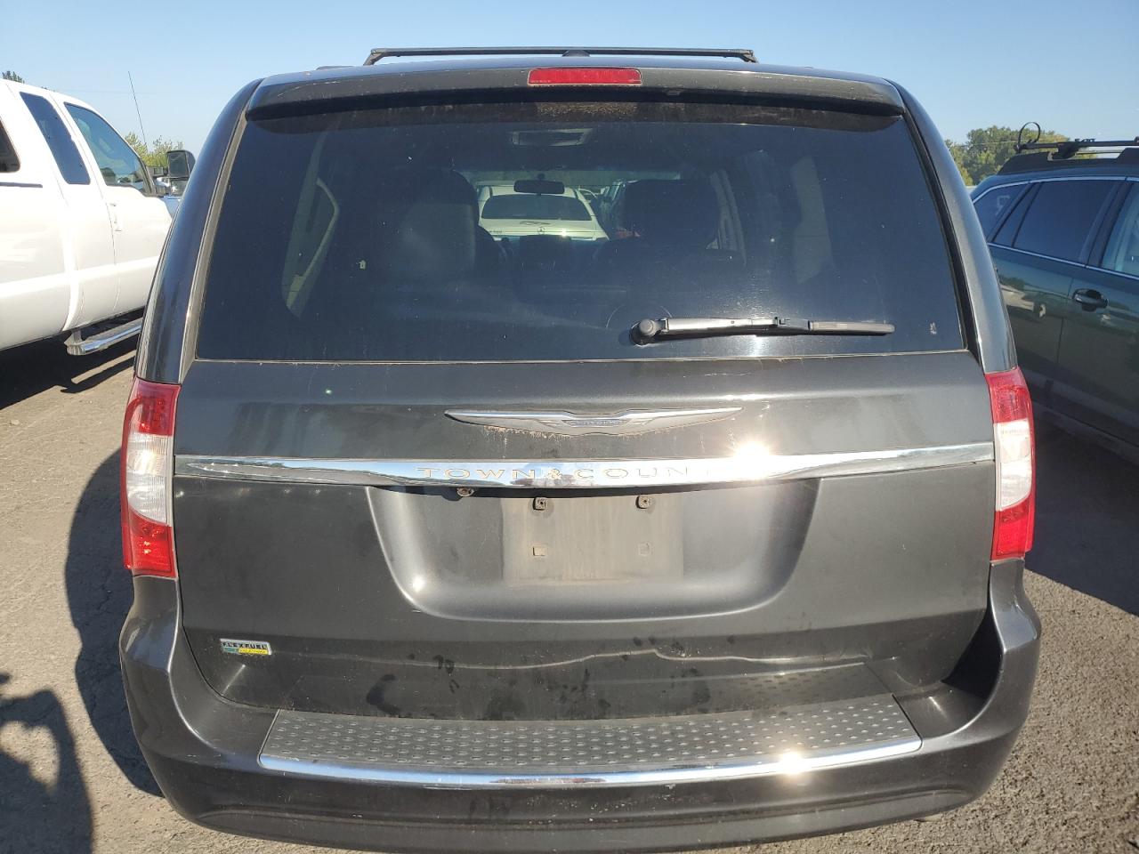2011 Chrysler Town & Country Touring L VIN: 2A4RR8DG0BR659167 Lot: 81272895
