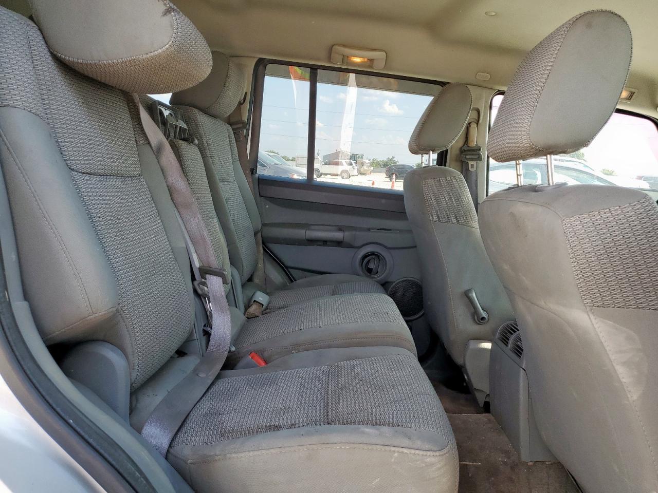 2006 Jeep Commander VIN: 1J8HH48N16C369565 Lot: 81430505