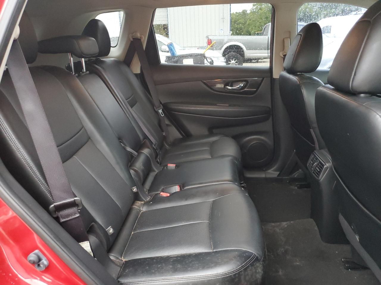 2017 Nissan Rogue S VIN: JN8AT2MT2HW406077 Lot: 71852285
