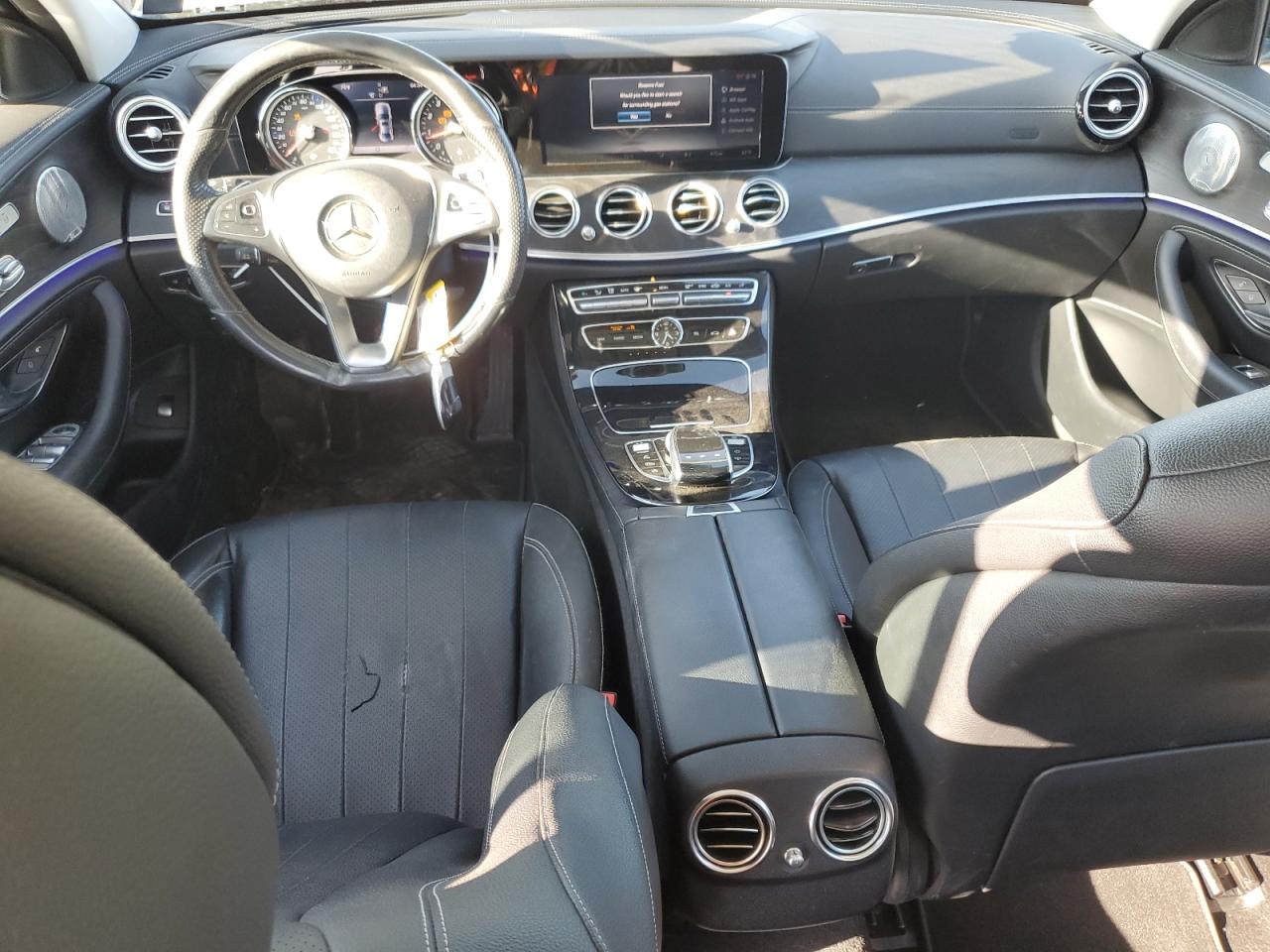 2017 Mercedes-Benz E 300 VIN: WDDZF4JB2HA125705 Lot: 84074175