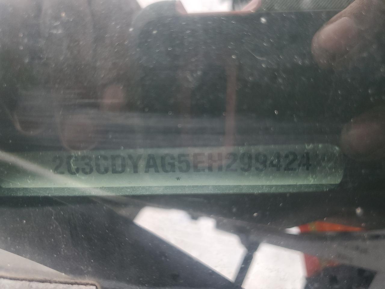 2014 Dodge Challenger Sxt VIN: 2C3CDYAG5EH299424 Lot: 80207345