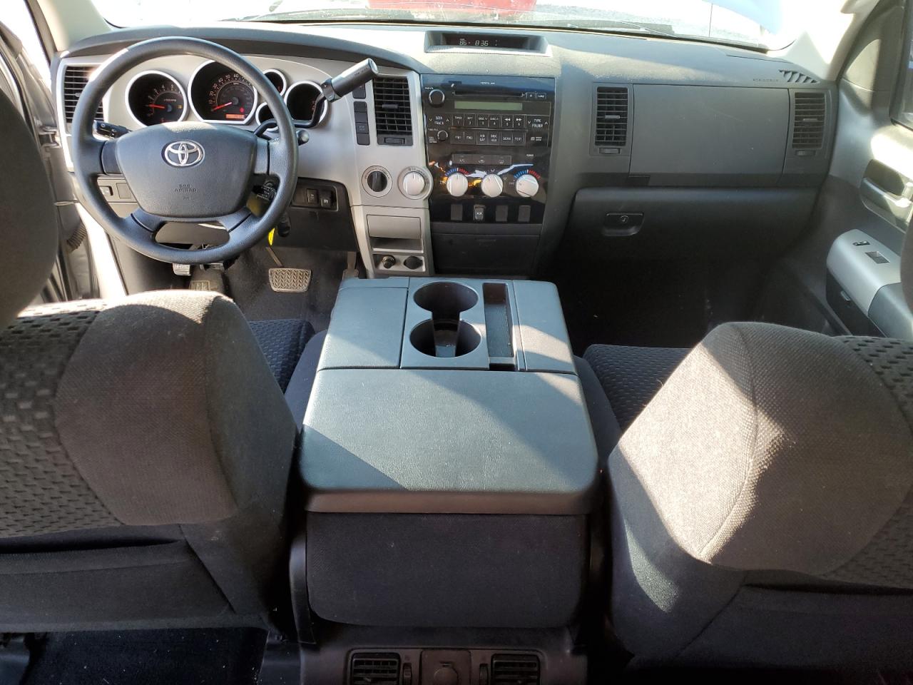 2008 Toyota Tundra Crewmax VIN: 5TFDV54128X079385 Lot: 70881845