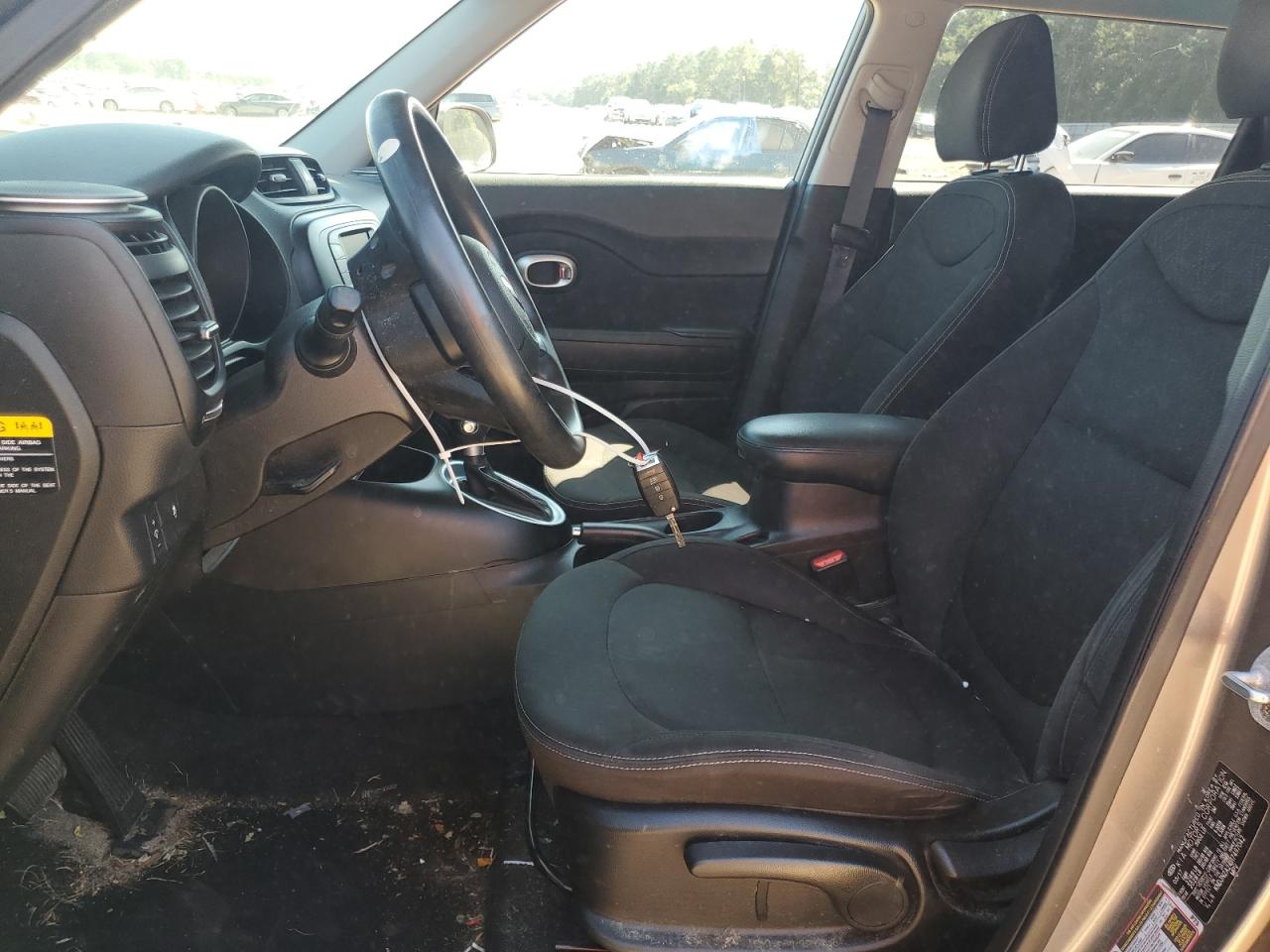 2017 Kia Soul VIN: KNDJN2A24H7497042 Lot: 81018485