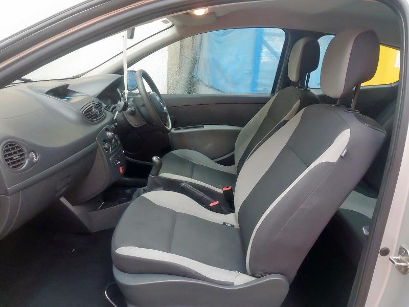 2011 RENAULT CLIO BIZU