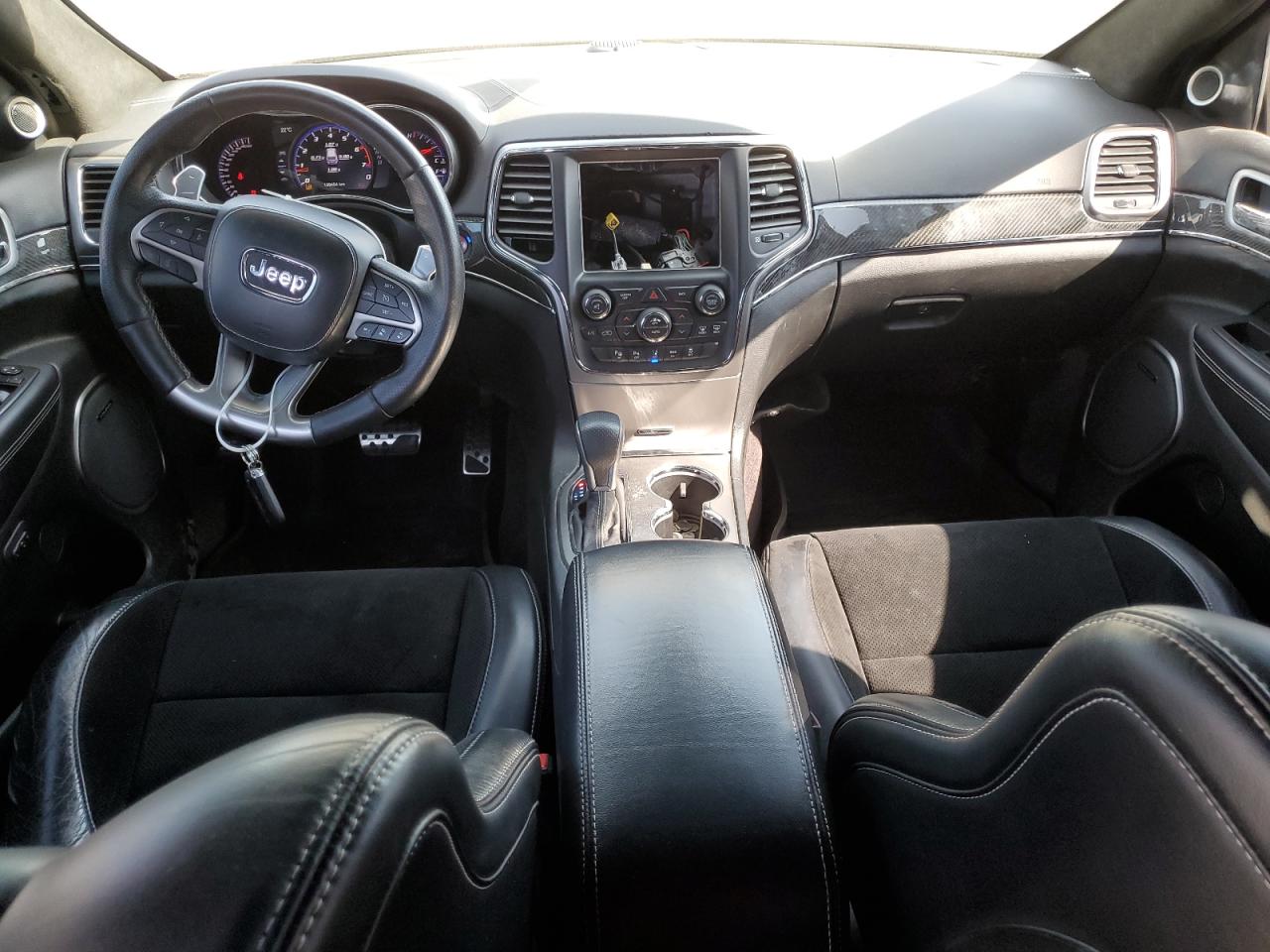 2017 Jeep Grand Cherokee Srt-8 VIN: 1C4RJFDJXHC851582 Lot: 84183115