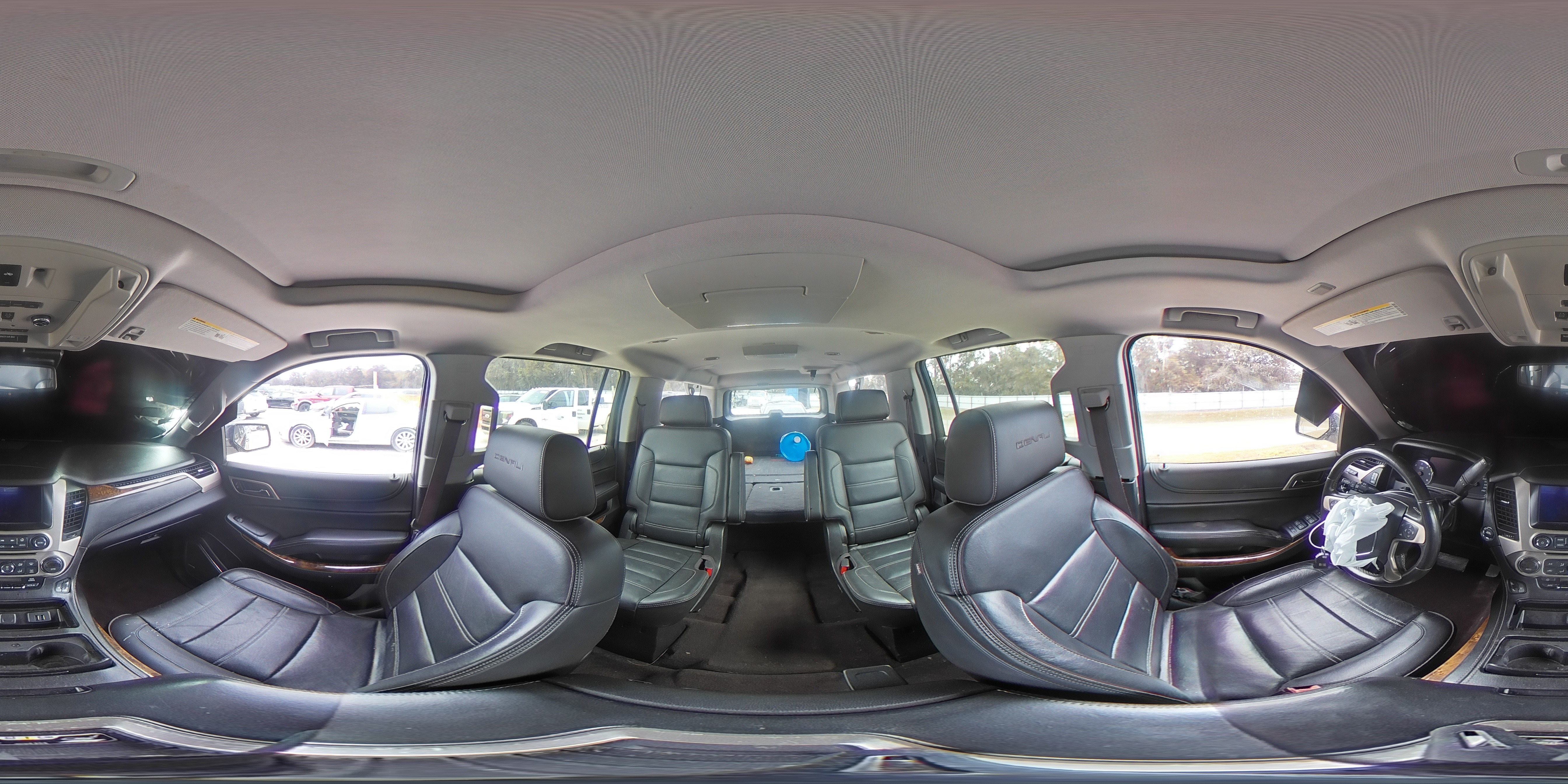 2015 GMC Yukon Xl Denali VIN: 1GKS1JKJ0FR603105 Lot: 84016615