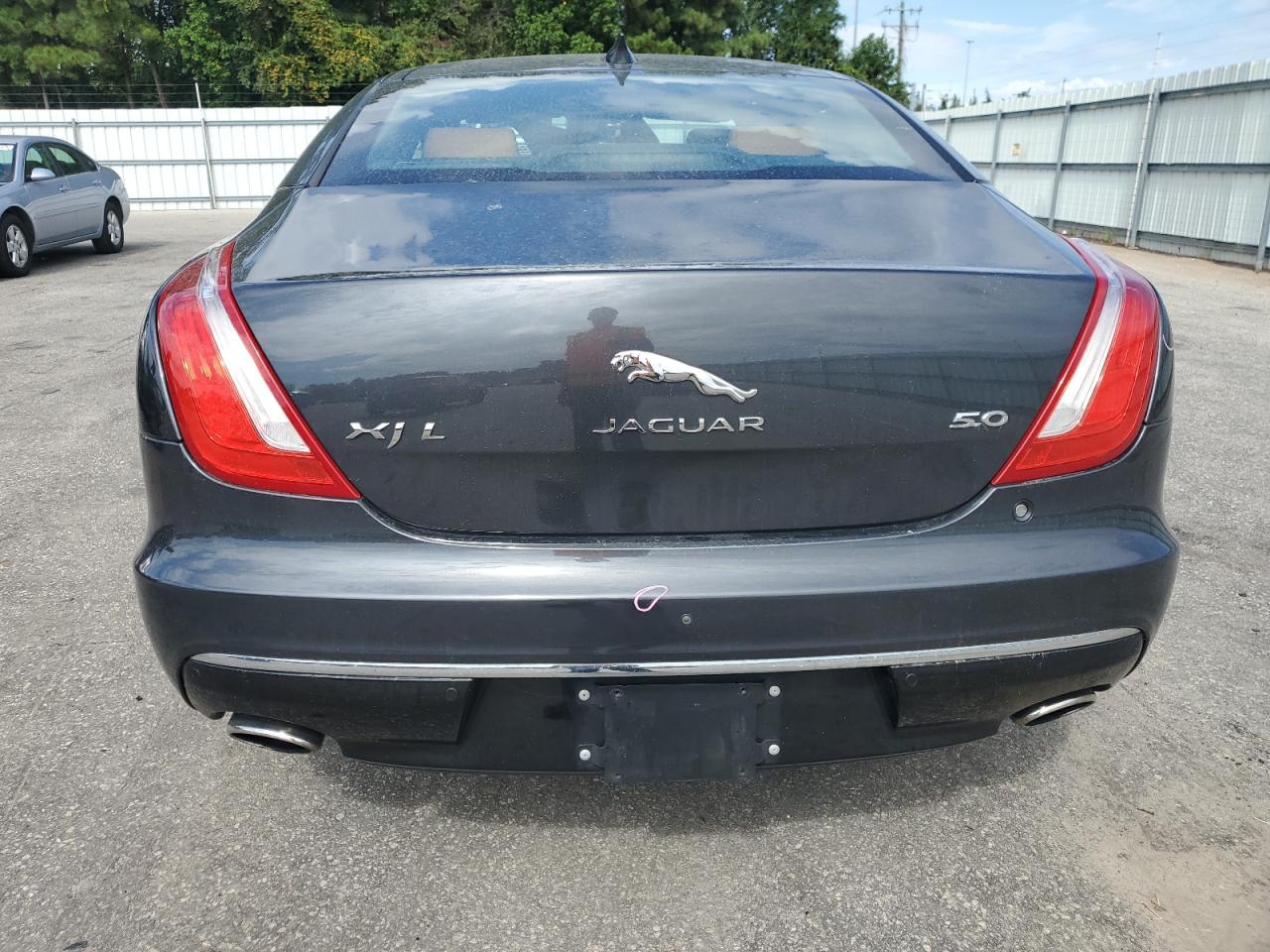 2016 Jaguar Xjl Supercharged VIN: SAJWA2GE0GMW02325 Lot: 81688825