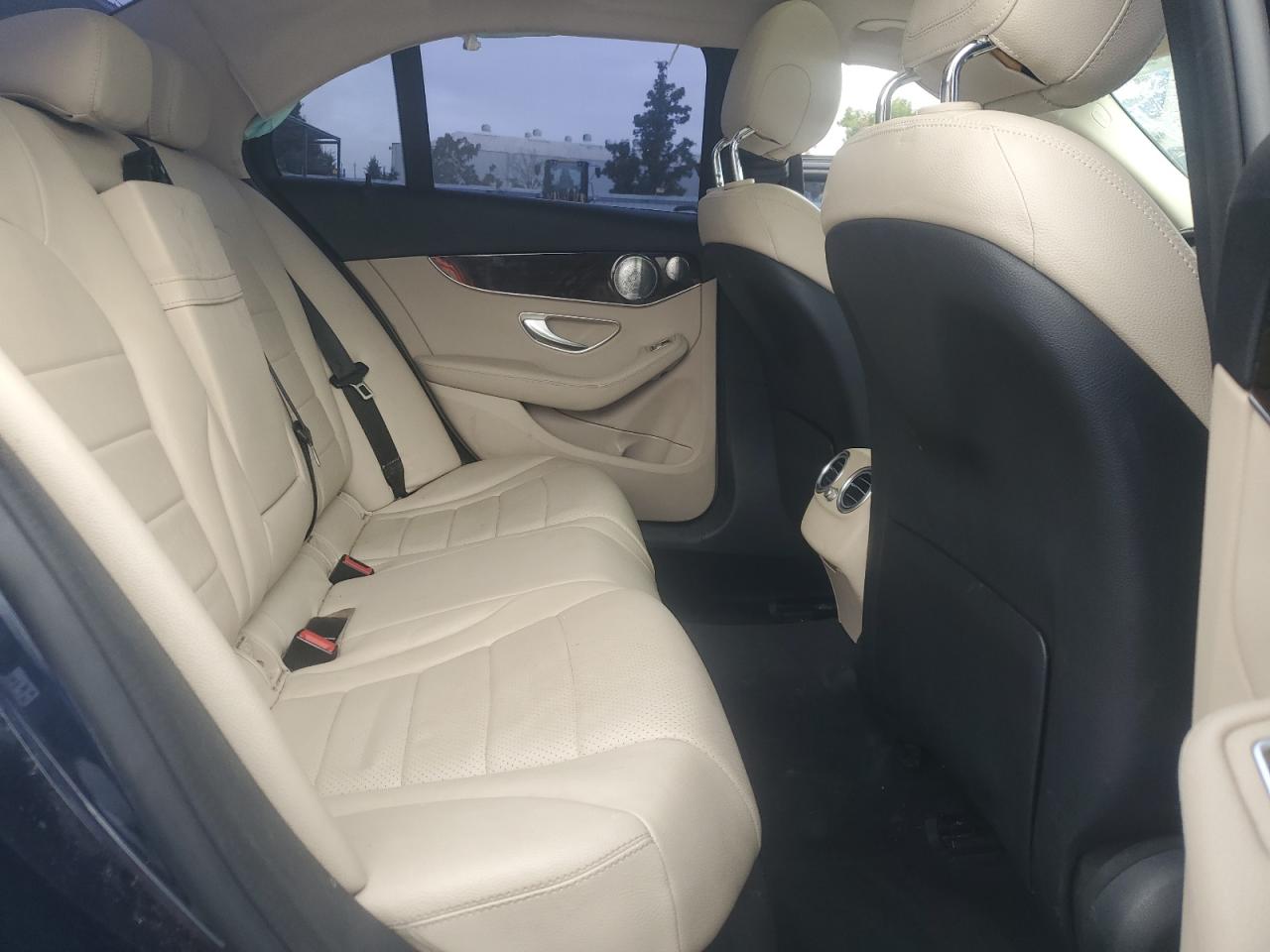 2017 Mercedes-Benz C 300 VIN: 55SWF4JB1HU180603 Lot: 81889565