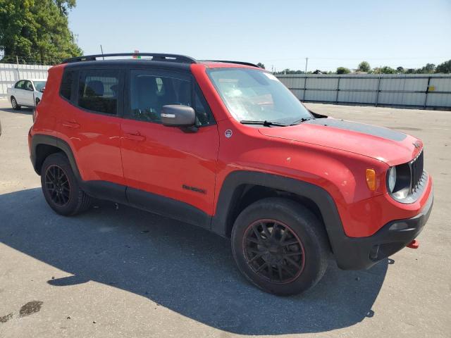  JEEP RENEGADE 2018 Czerwony