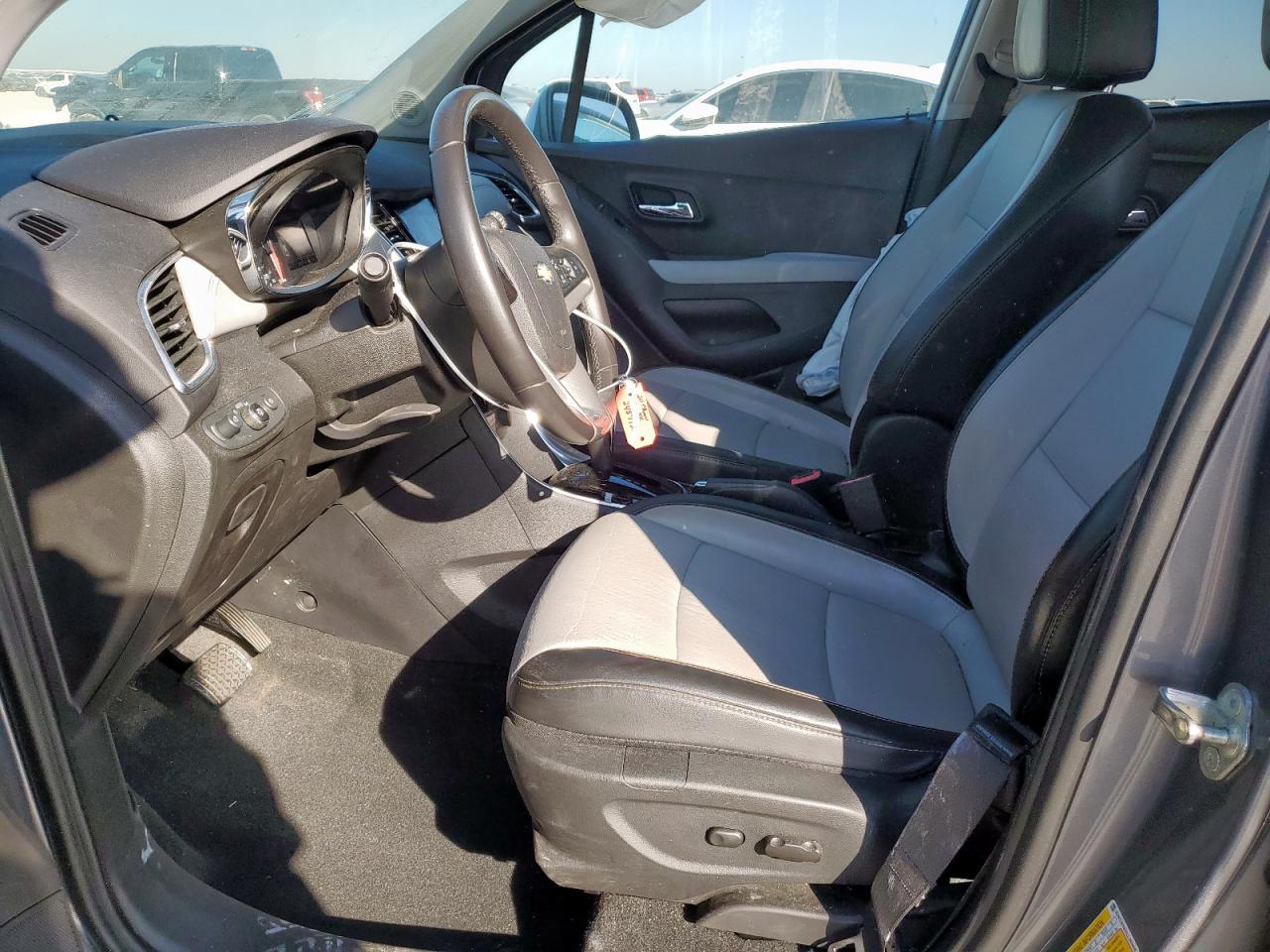 2020 Chevrolet Trax Premier VIN: 3GNCJRSBXLL269408 Lot: 81740035