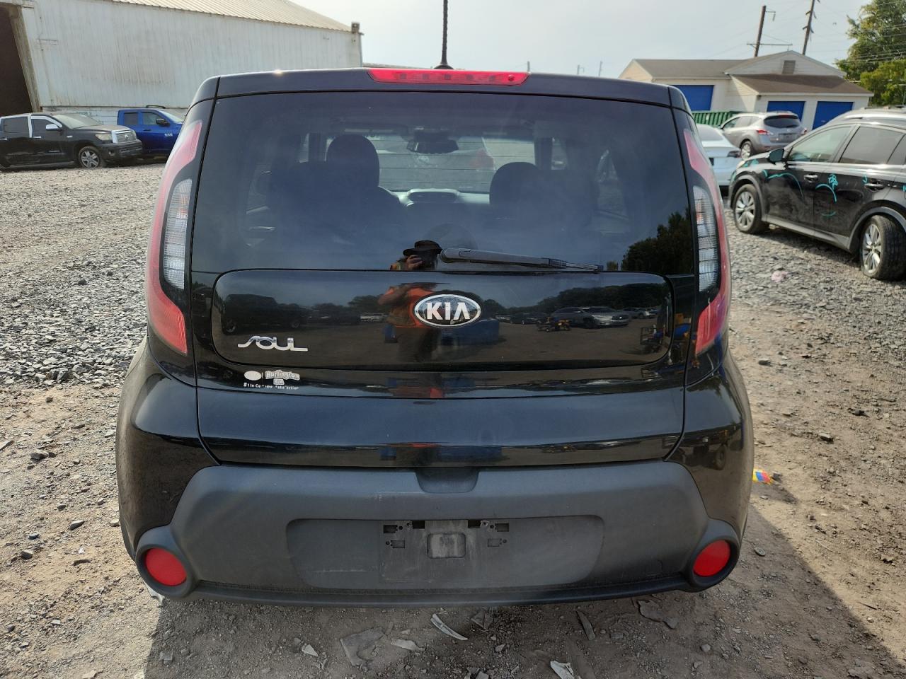 2015 Kia Soul + VIN: KNDJP3A56F7203518 Lot: 81682795