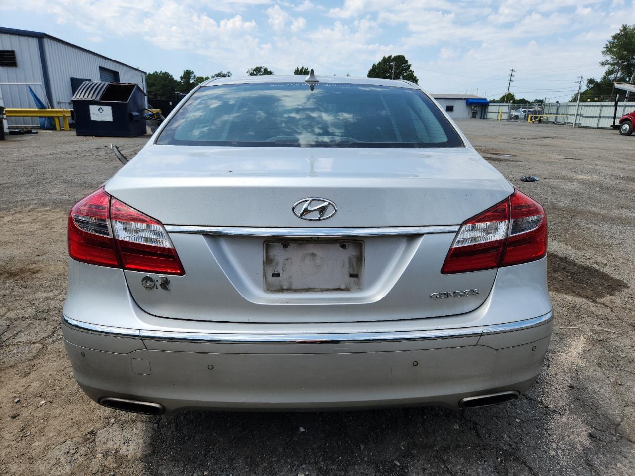 2013 Hyundai Genesis 3.8L VIN: KMHGC4DD4DU257215 Lot: 70914985