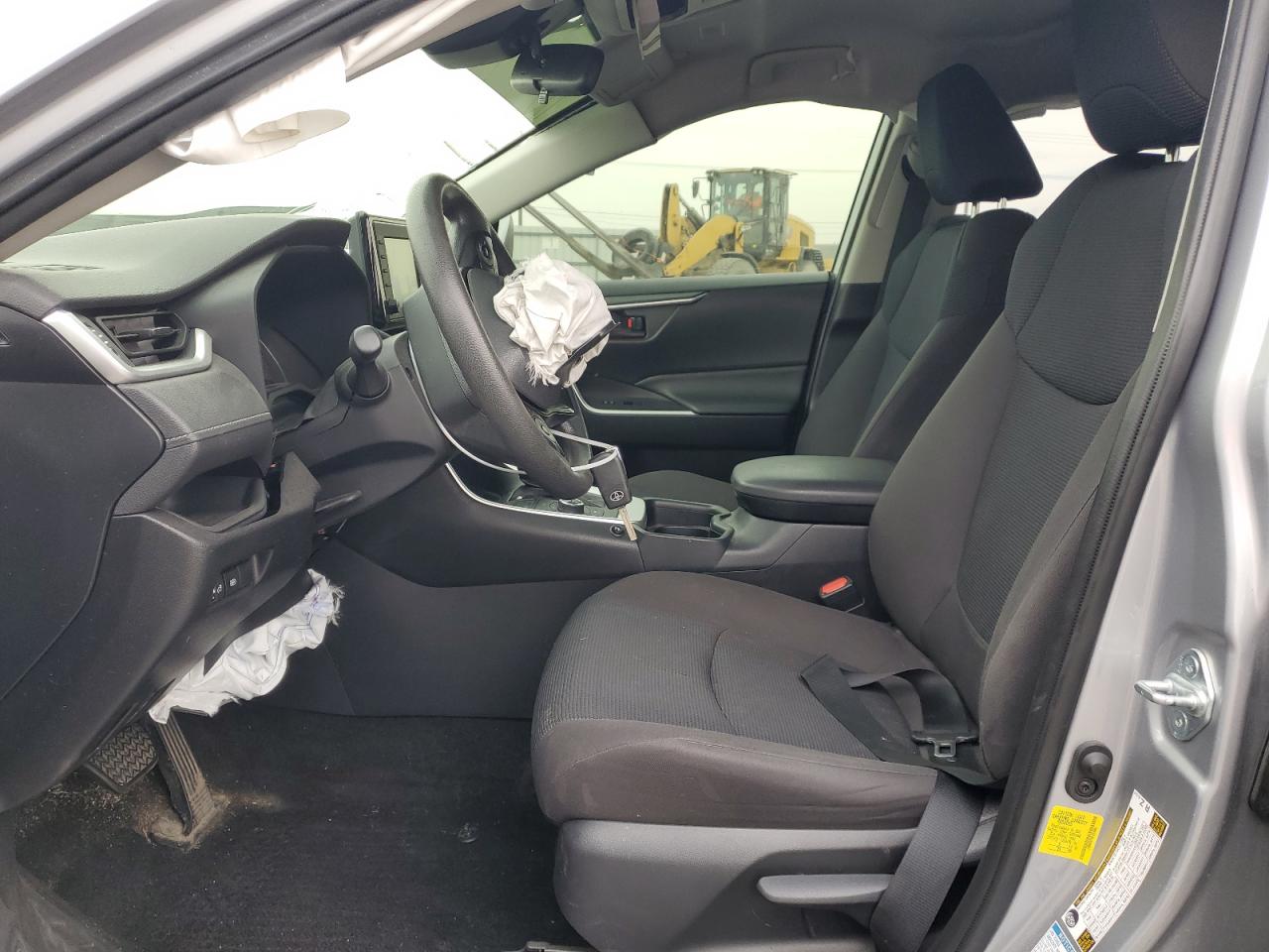 2020 Toyota Rav4 Le VIN: JTMM6RFV4LD004668 Lot: 81914715