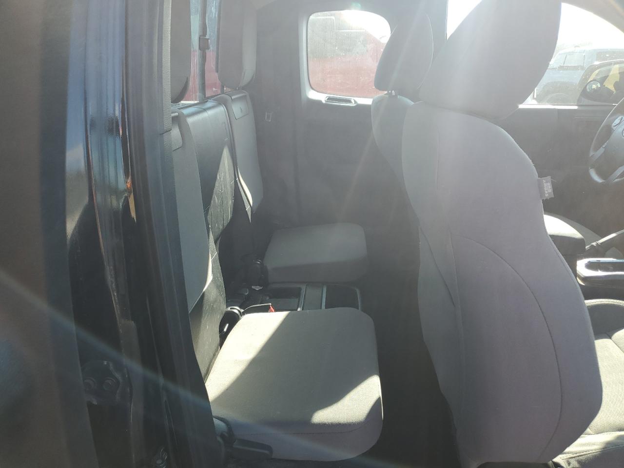 2017 Toyota Tacoma Access Cab VIN: 5TFRX5GN3HX084142 Lot: 81060095