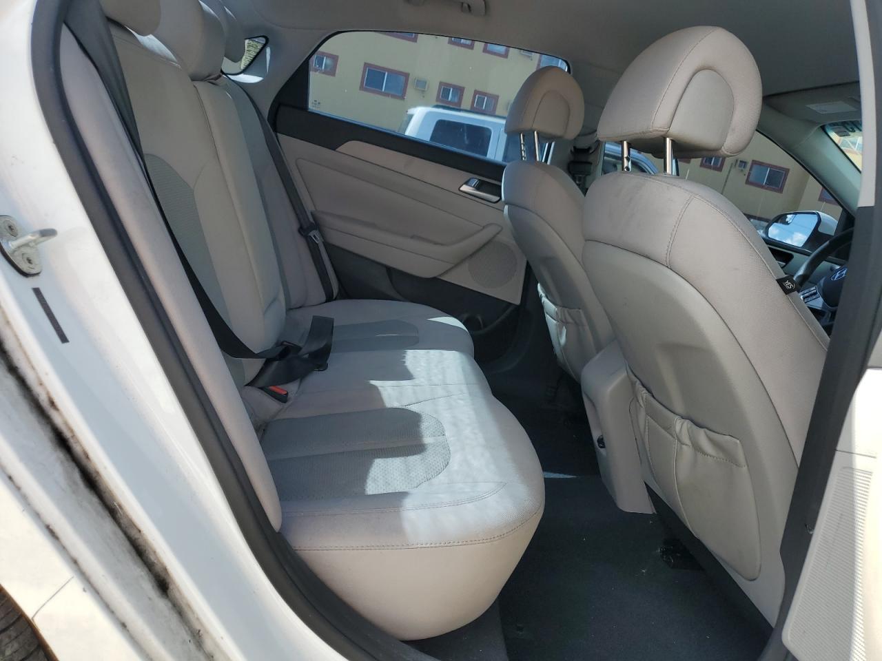 2015 Hyundai Sonata Se VIN: 5NPE24AF1FH186735 Lot: 84044115