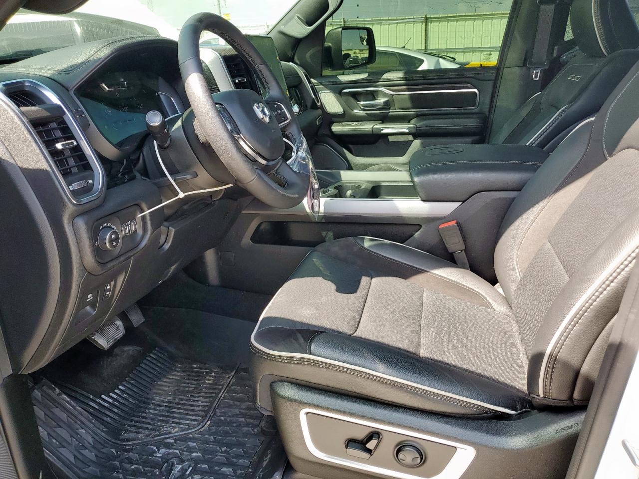 2025 Ram 1500 Laramie VIN: 1C6SRFJP6SN584642 Lot: 81087965