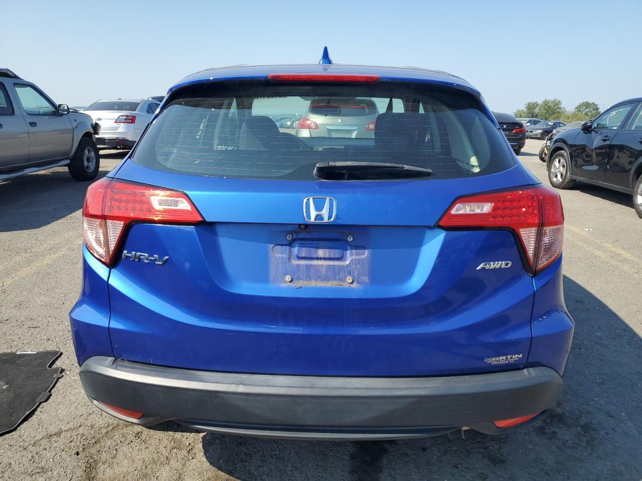 2018 Honda Hr-V Lx VIN: 3CZRU6H32JM700219 Lot: 81581725