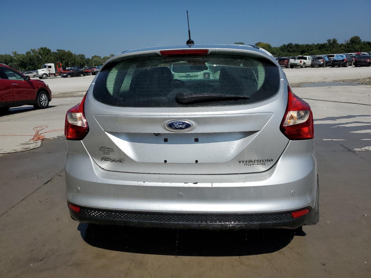 2014 Ford Focus Titanium VIN: 1FADP3N23EL463416 Lot: 71263625