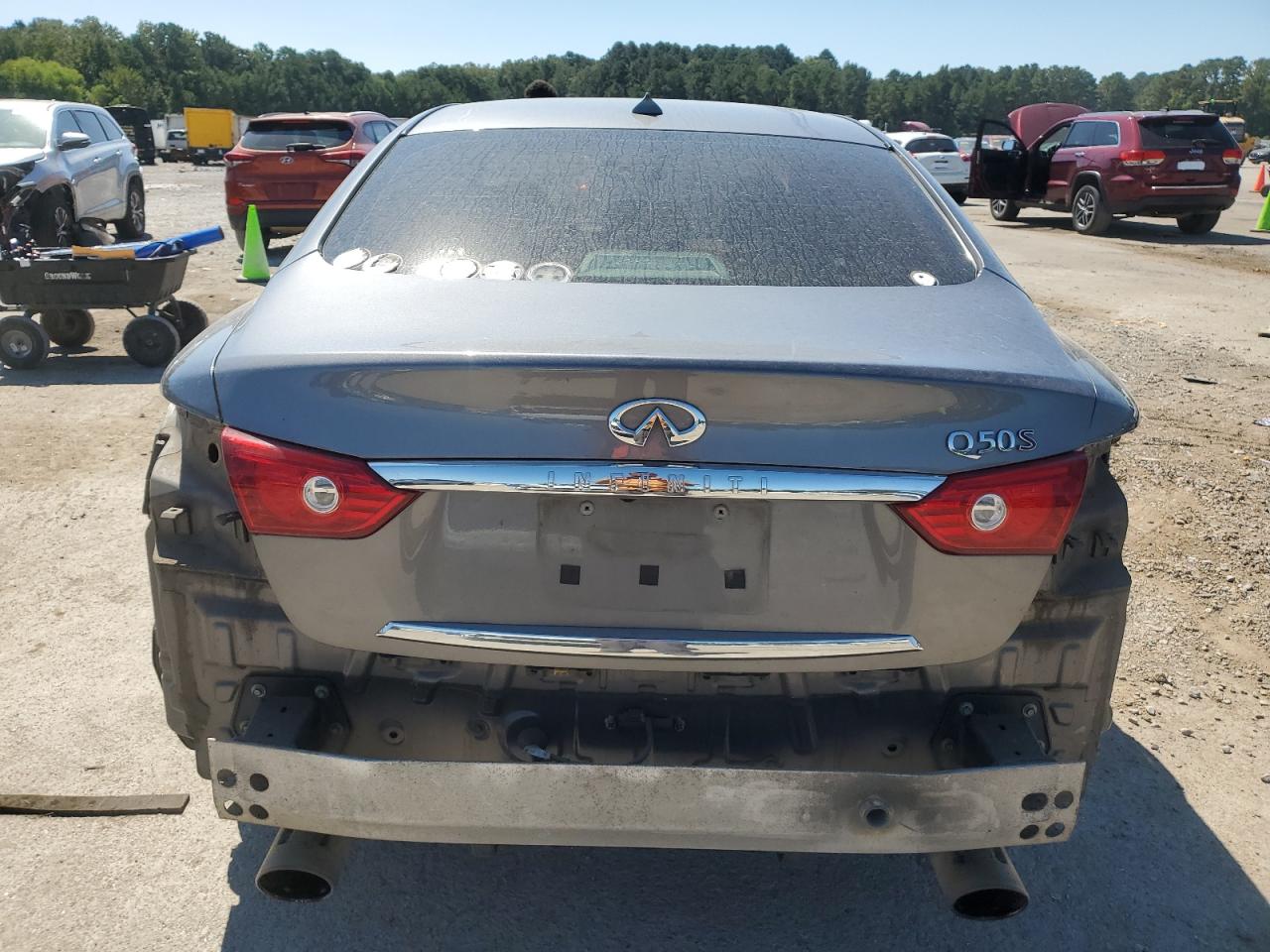 2014 Infiniti Q50 Base VIN: JN1BV7AP6EM692038 Lot: 71668365