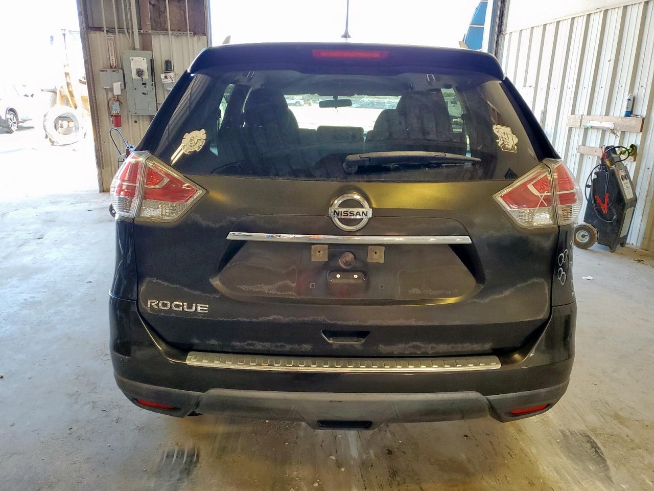 2016 Nissan Rogue S VIN: KNMAT2MT2GP713611 Lot: 80142705