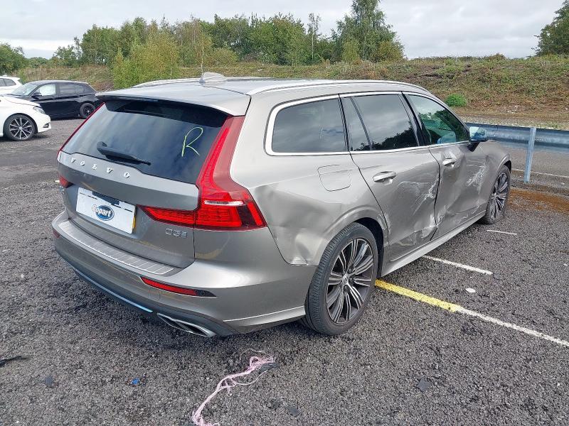 2019 VOLVO V60 INSCRIPTION D3 