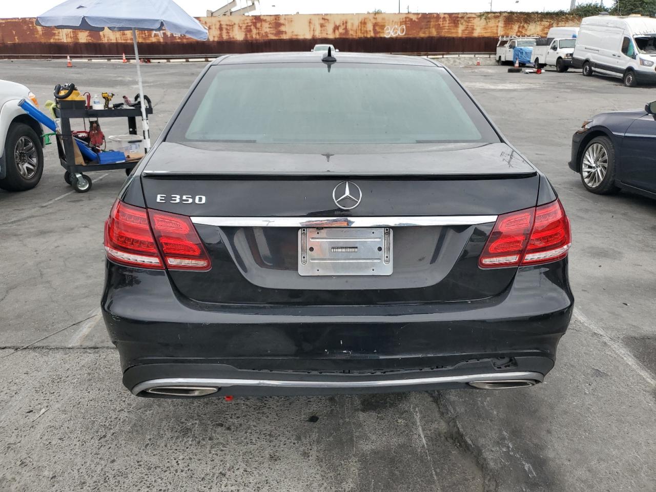 2014 Mercedes-Benz E 350 VIN: WDDHF5KB4EA900243 Lot: 81878615
