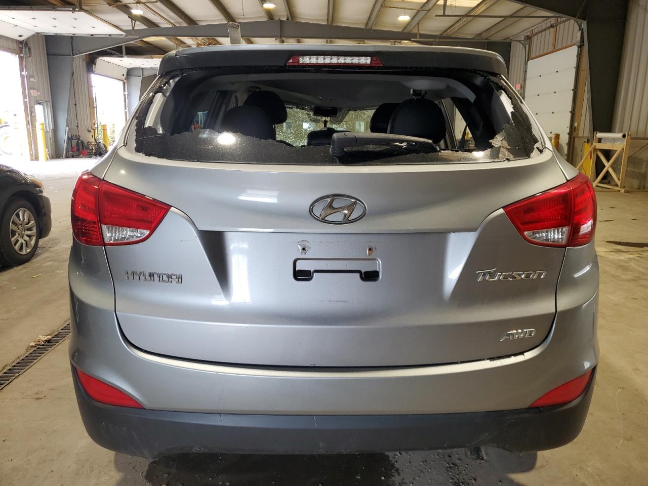 2010 Hyundai Tucson Gls VIN: KM8JUCAC0AU093336 Lot: 83937095