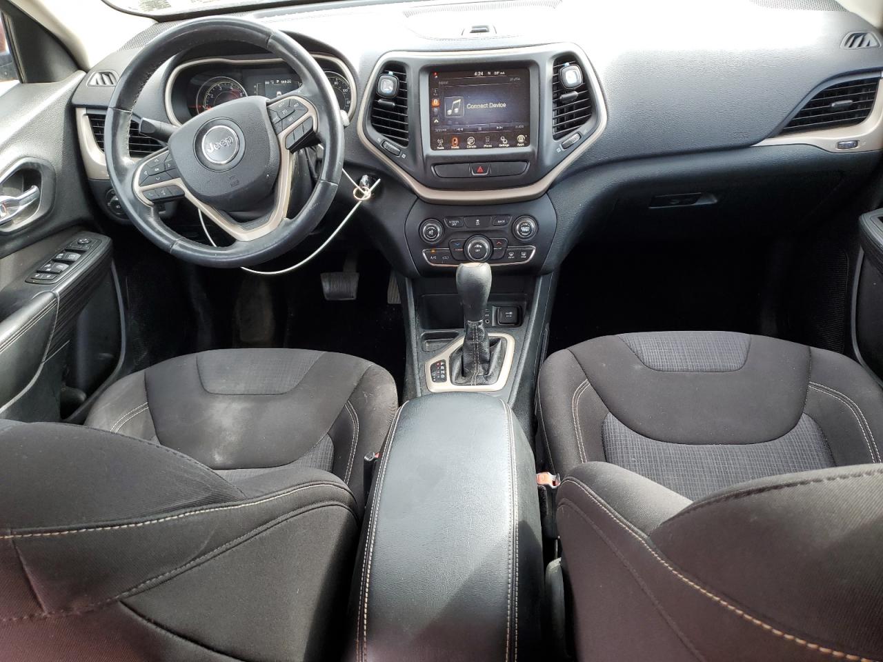 2015 Jeep Cherokee Latitude VIN: 1C4PJLCB1FW621148 Lot: 80219145