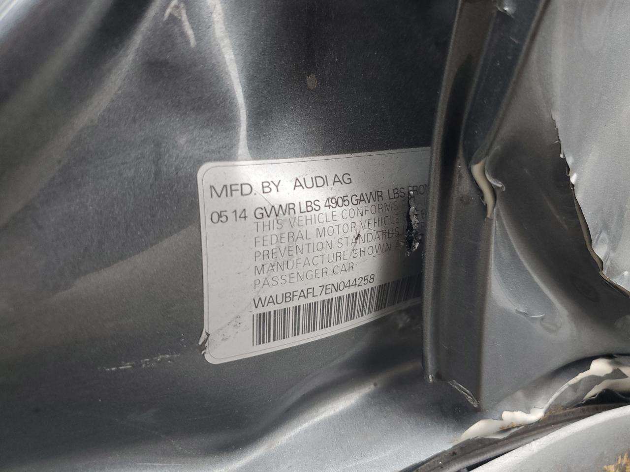 2014 Audi A4 Premium VIN: WAUBFAFL7EN044258 Lot: 81120535