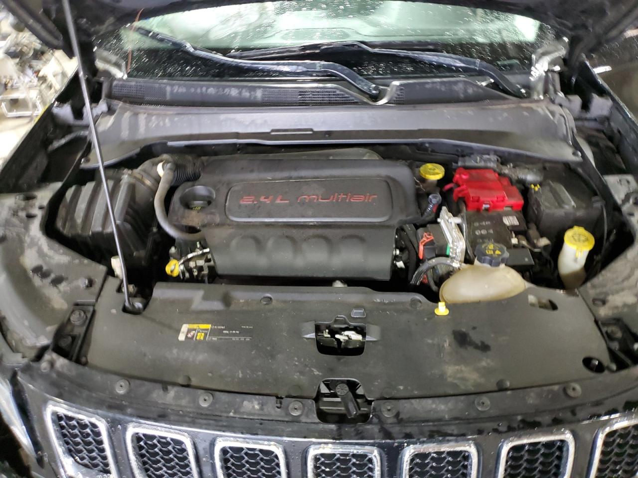 2020 Jeep Compass Latitude VIN: 3C4NJDBB2LT197379 Lot: 81733095