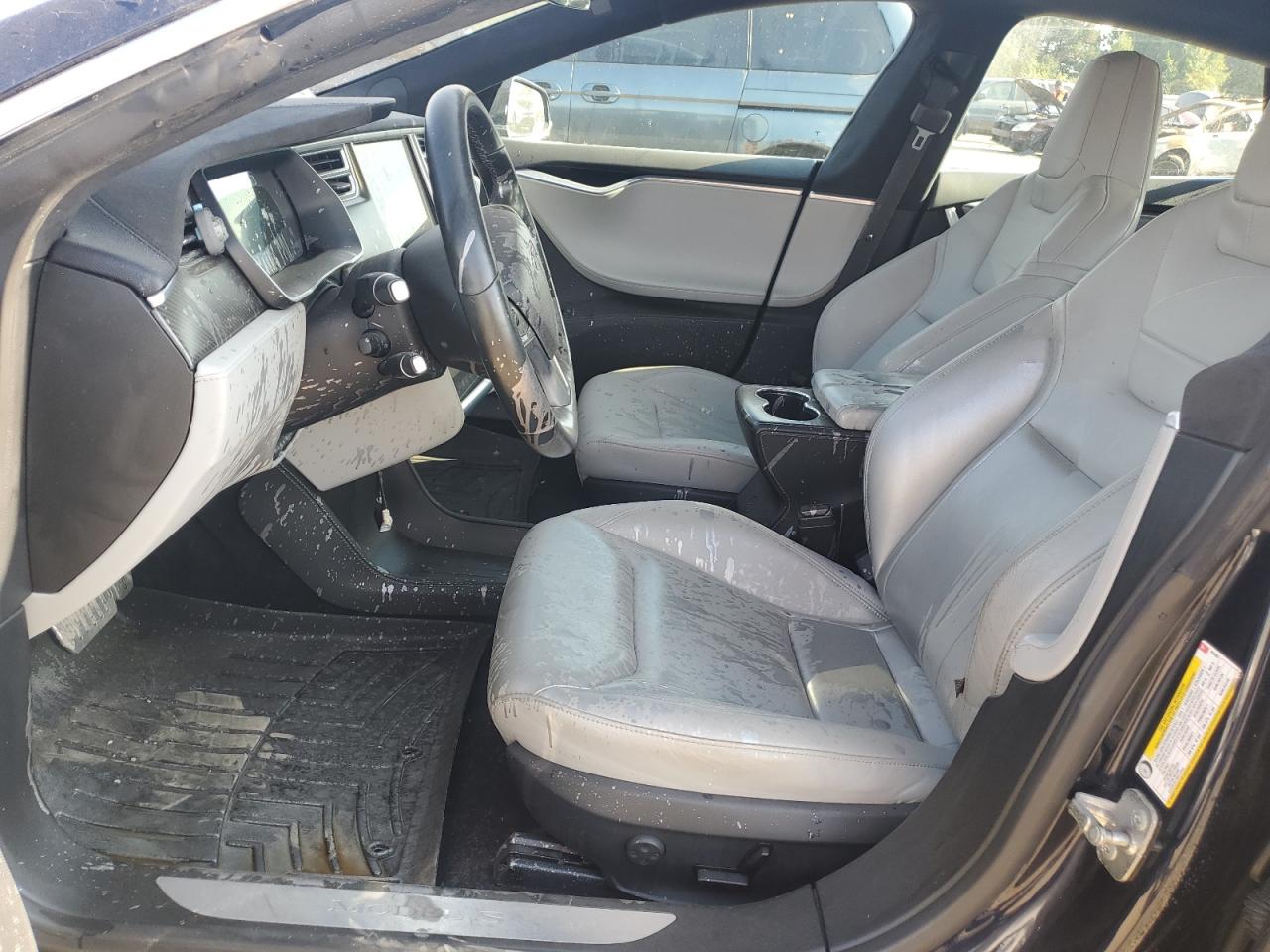 2014 Tesla Model S VIN: 5YJSA1H29EFP63967 Lot: 72012635