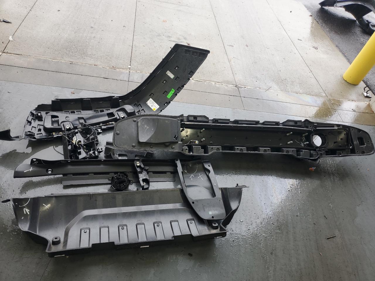 2025 Jeep Wrangler Sahara 4Xe VIN: 1C4RJXP61SW579135 Lot: 83960555