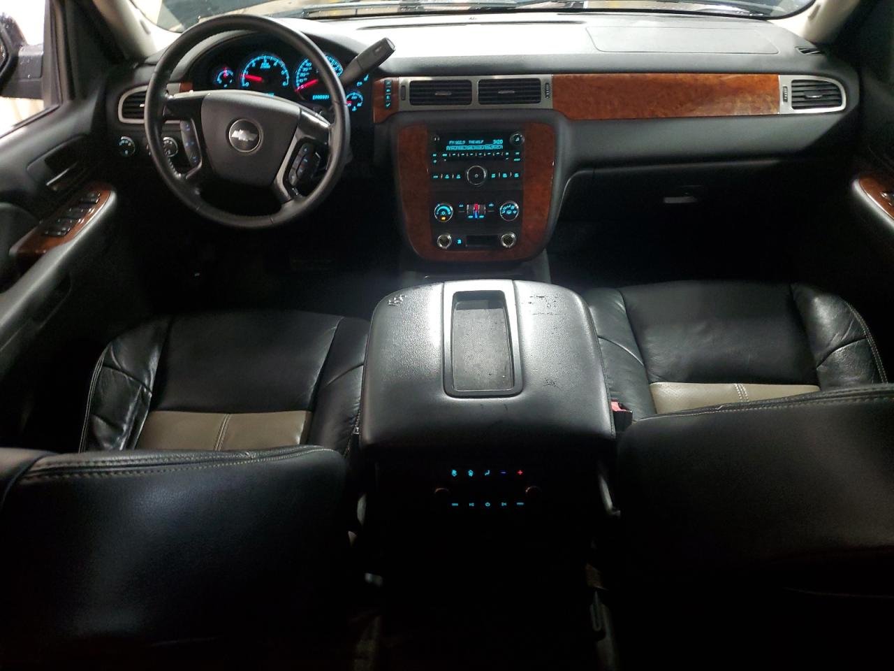 2008 Chevrolet Tahoe K1500 VIN: 1GNFK13058J117995 Lot: 71724855