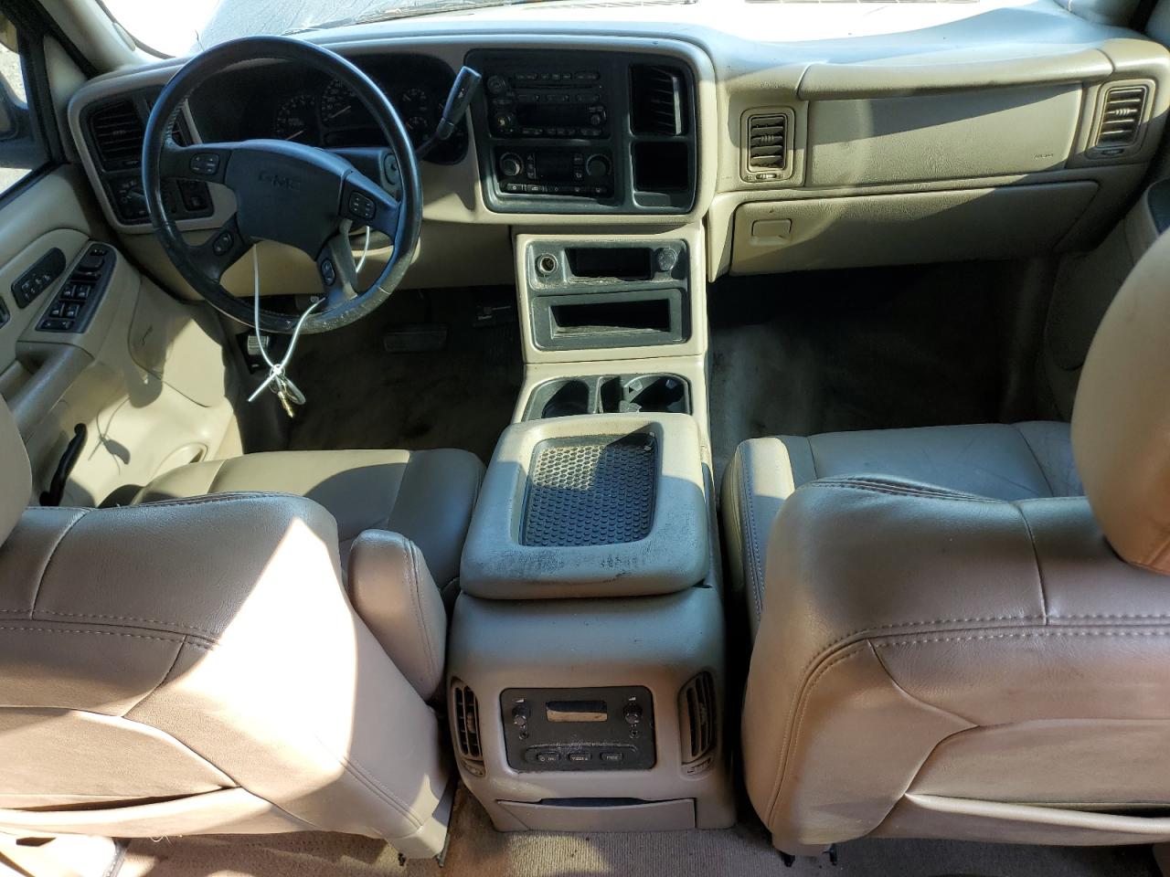 2005 GMC Sierra K2500 Heavy Duty VIN: 1GTHK23U05F805430 Lot: 81187625