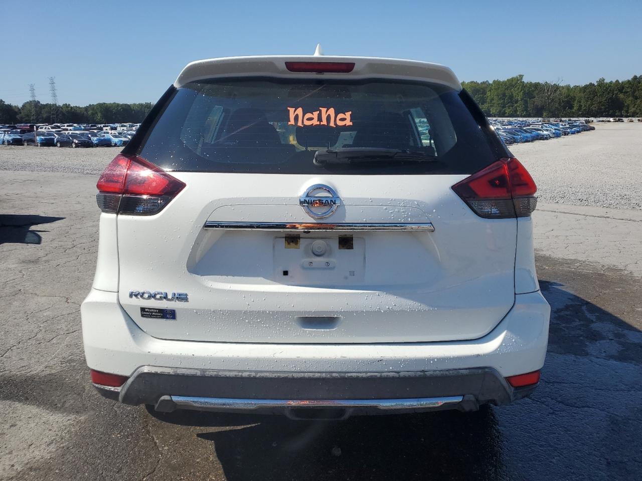 2017 Nissan Rogue S VIN: KNMAT2MT9HP609957 Lot: 83873285