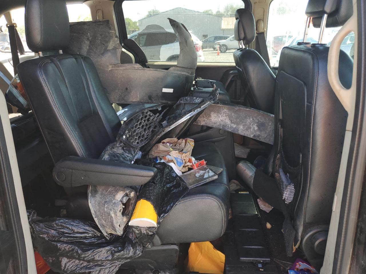 2017 Dodge Grand Caravan Sxt VIN: 2C4RDGCG1HR865459 Lot: 84555685