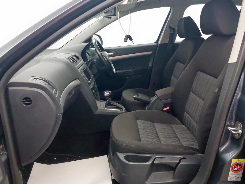 2010 SKODA OCTAVIA ELEGANCE