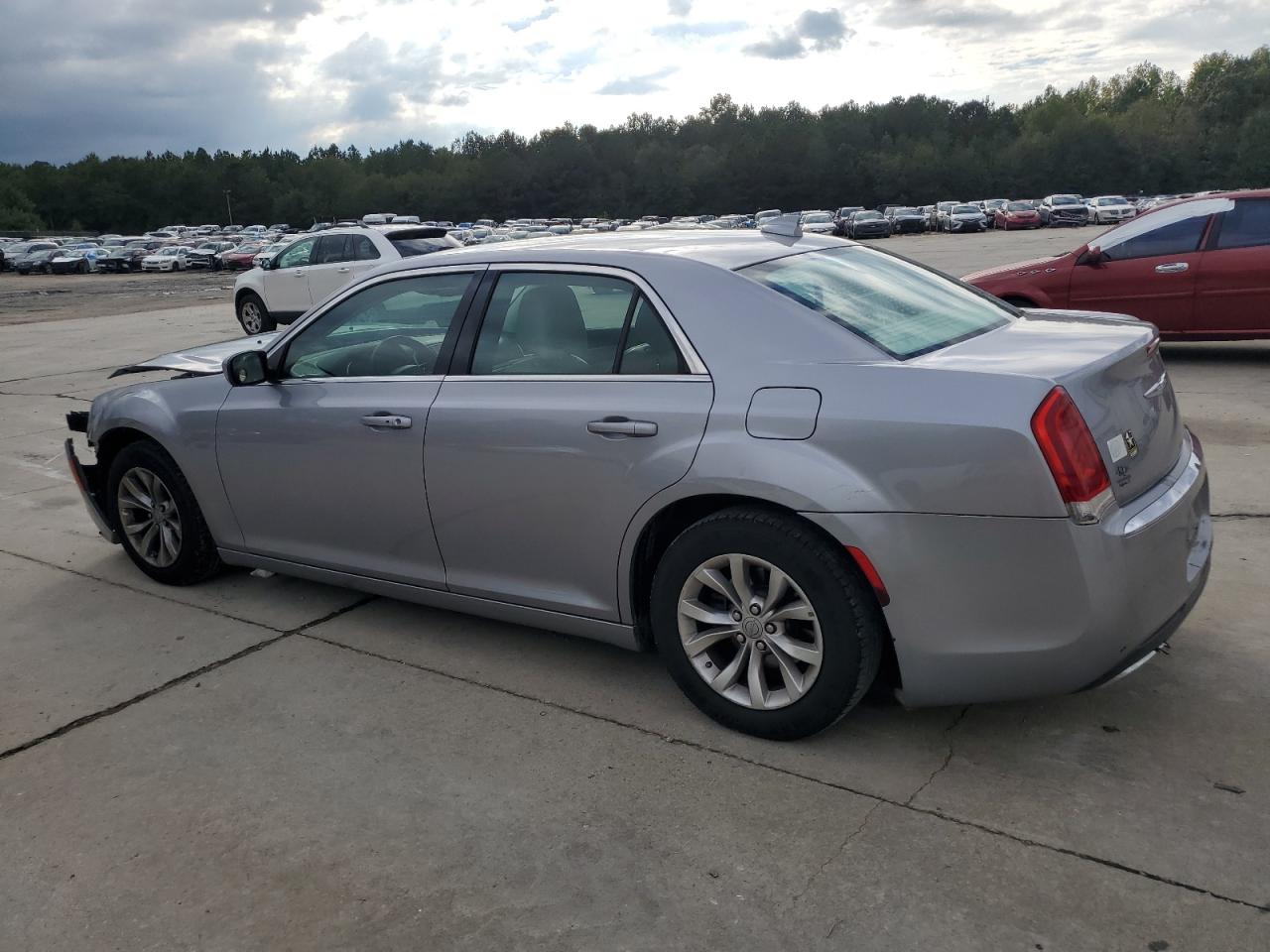 2015 Chrysler 300 Limited VIN: 2C3CCAAG5FH898397 Lot: 84817275