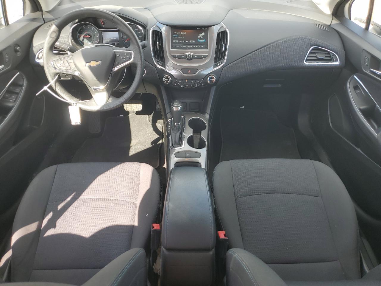 2017 Chevrolet Cruze Lt VIN: 1G1BE5SM0H7250079 Lot: 84390675