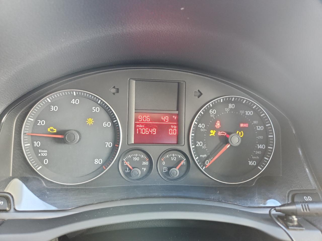 2008 Volkswagen Jetta S VIN: 3VWJZ71K98M170107 Lot: 81610875