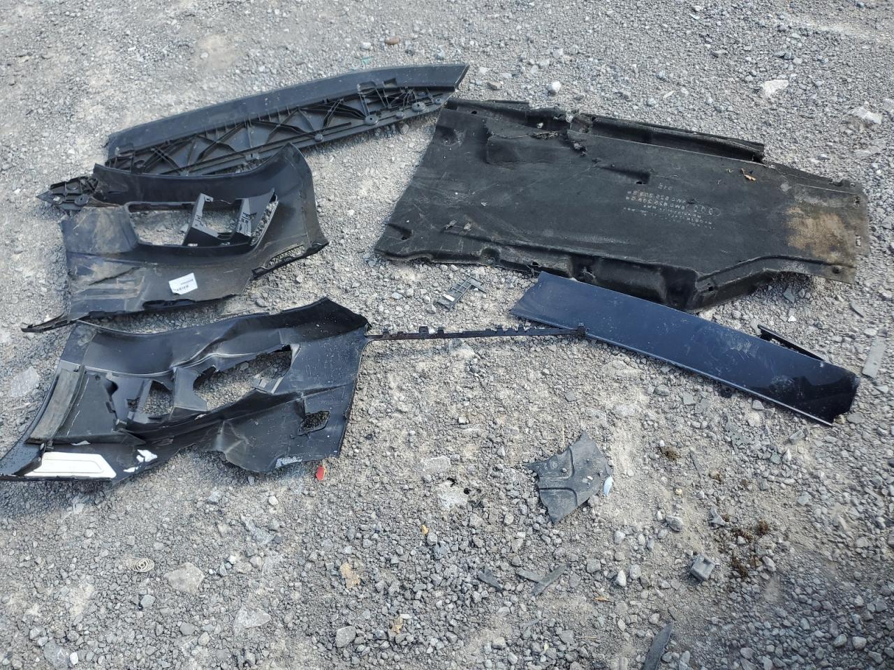 2017 Audi A4 Ultra Premium VIN: WAUGMAF49HN069882 Lot: 80146575