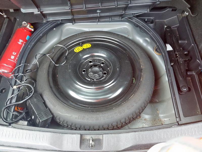 2015 TOYOTA AURIS B-ED TSS HYBRD VVT- 