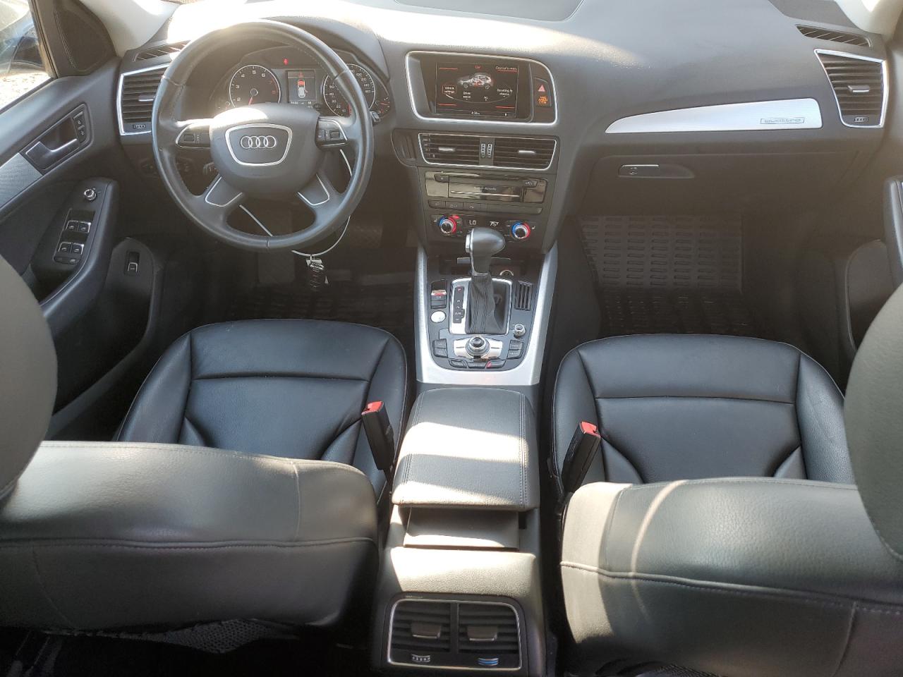 2017 Audi Q5 Premium VIN: WA1C2AFP3HA093792 Lot: 80877525