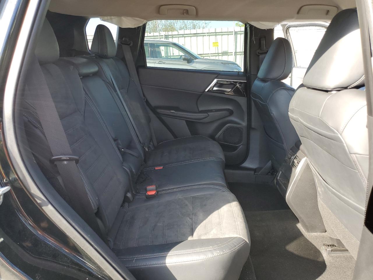2022 Mitsubishi Outlander Se VIN: JA4J4UA81NZ047071 Lot: 83972985