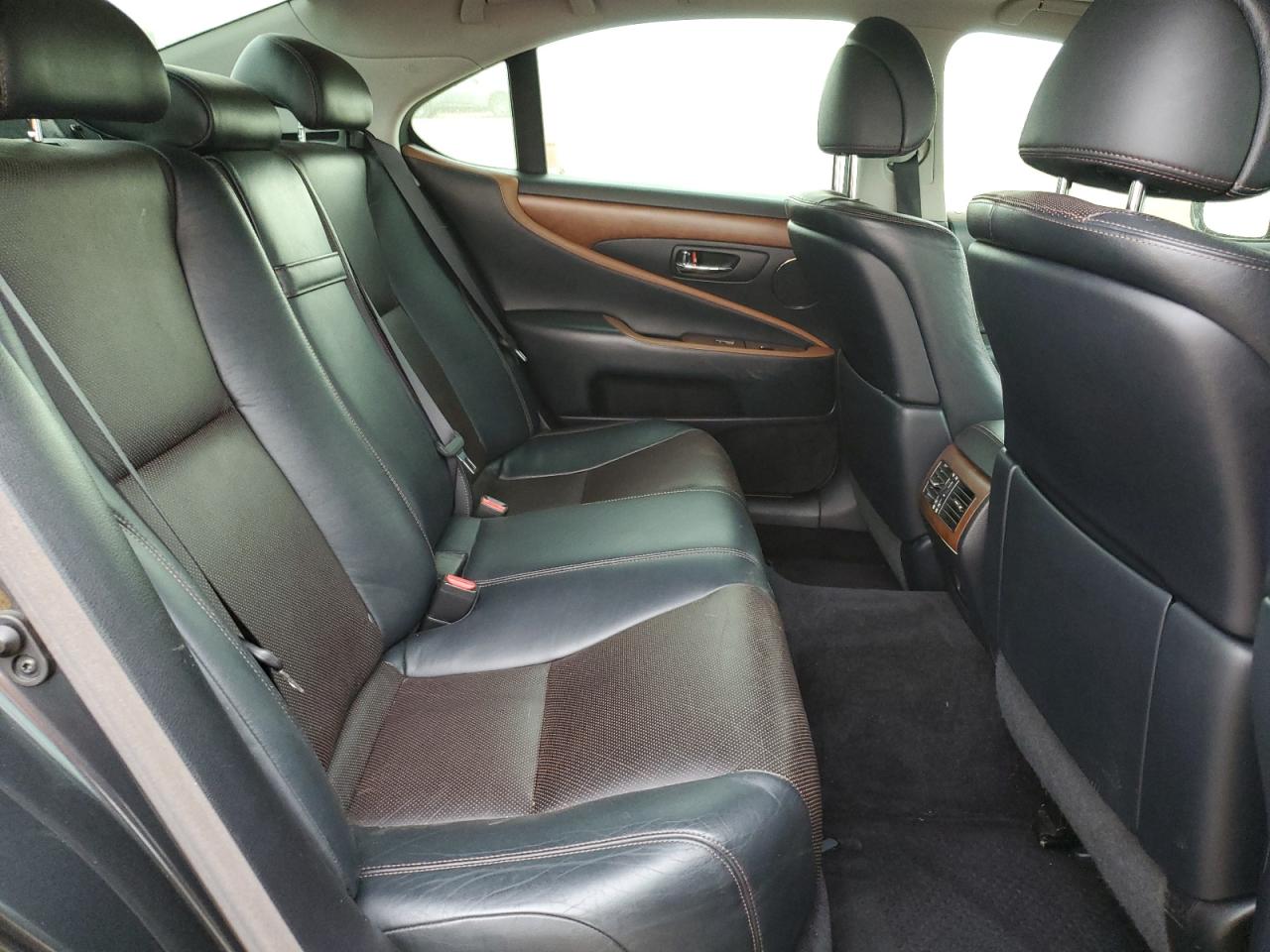 2011 Lexus Ls 460 VIN: JTHCL5EF8B5012268 Lot: 80125135